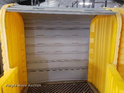 image for item DQ0579 (4) storage containers