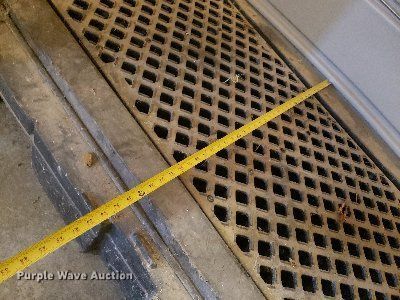 image for item DQ0579 (4) storage containers