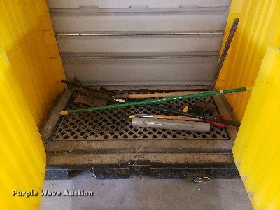 image for item DQ0579 (4) storage containers