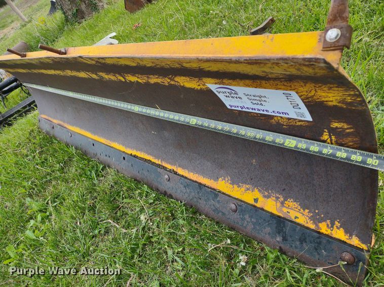 image for item DQ1710 Meyer ST-90  7'6"W snow plow