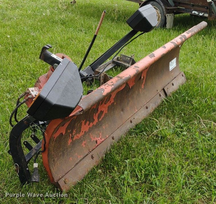 image for item DQ1711 Western  8'W snow plow