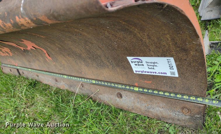 image for item DQ1711 Western  8'W snow plow