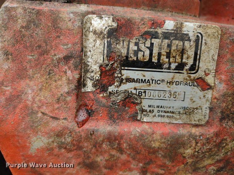 image for item DQ1711 Western  8'W snow plow