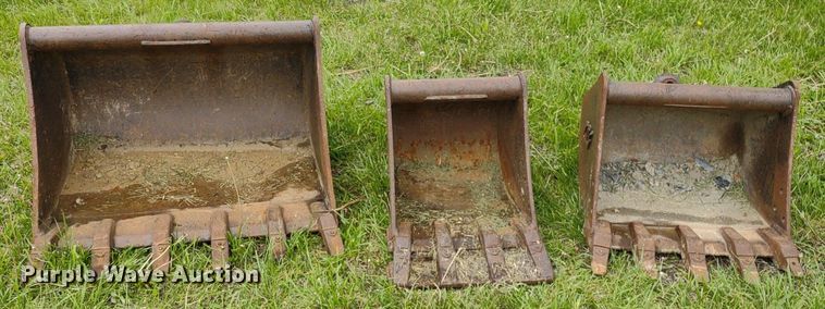 image for item DQ1712 (3) TAG mini excavator buckets