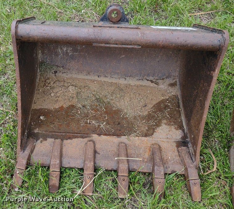 image for item DQ1712 (3) TAG mini excavator buckets