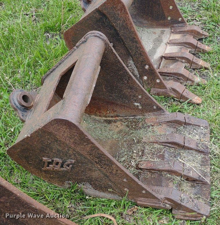 image for item DQ1712 (3) TAG mini excavator buckets