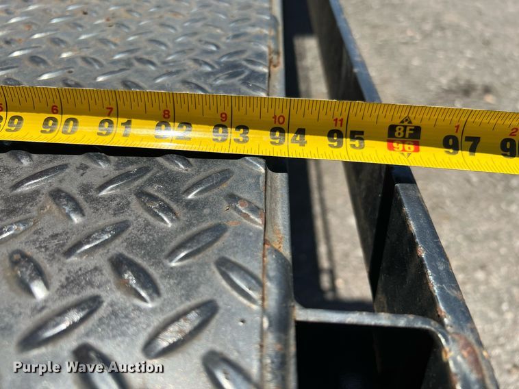 image for item DQ2045 2005 International 4300  flatbed truck with crash attenuator