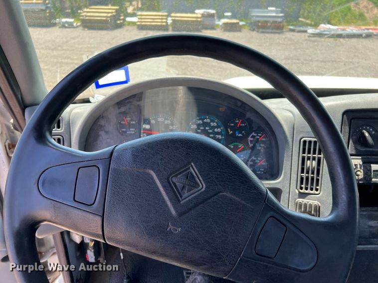 image for item DQ2045 2005 International 4300  flatbed truck with crash attenuator