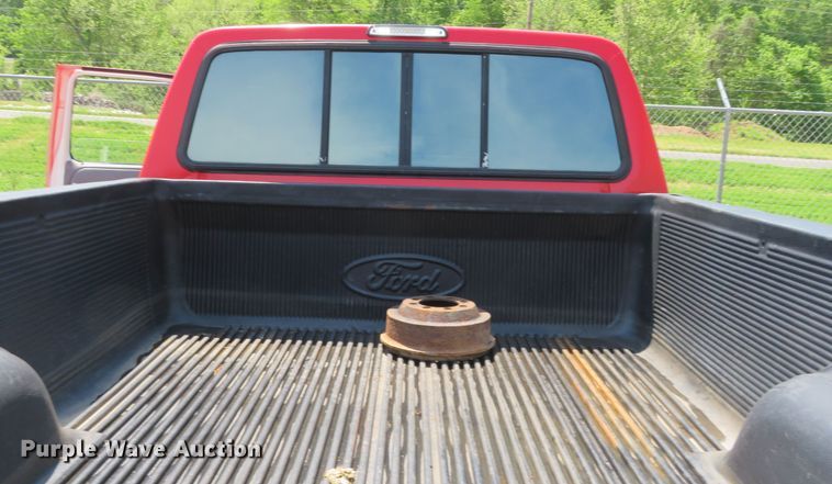 image for item DR0169 1997 Ford F350  pickup truck