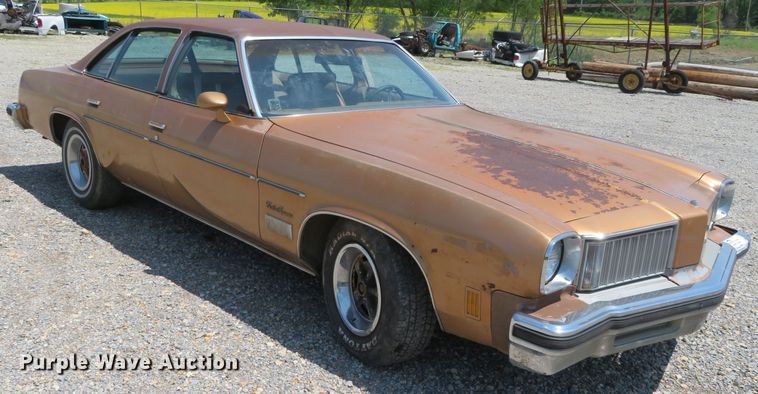 image for item DR0170 1975 Oldsmobile Cutlass Supreme