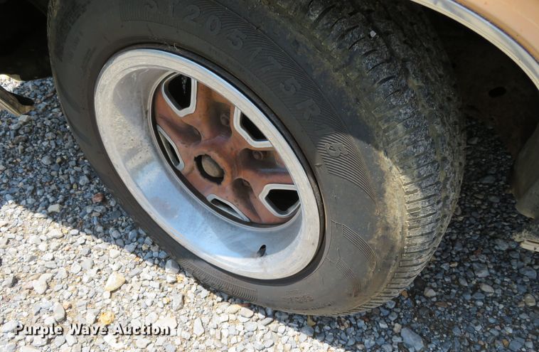 image for item DR0170 1975 Oldsmobile Cutlass Supreme