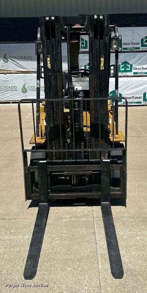 image for item DR4605 1996 Daewoo G20S-2  forklift