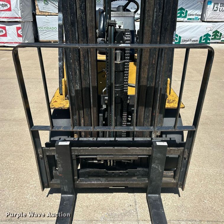 image for item DR4605 1996 Daewoo G20S-2  forklift