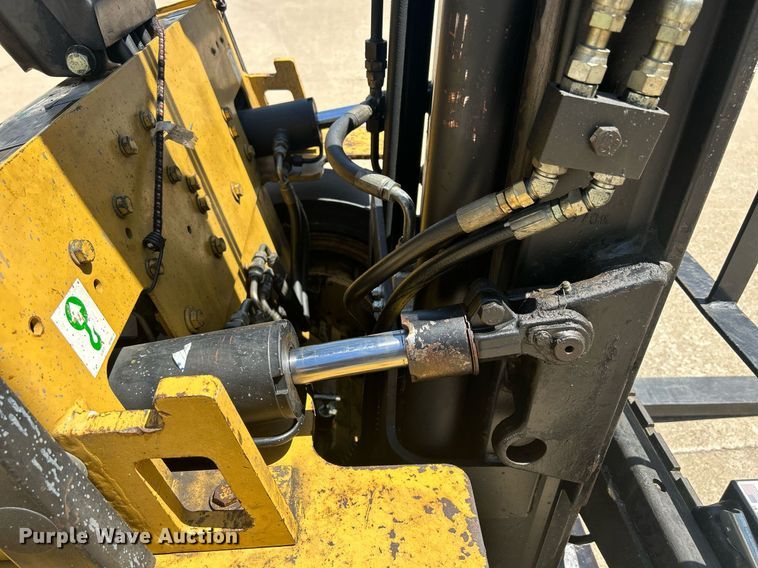 image for item DR4605 1996 Daewoo G20S-2  forklift