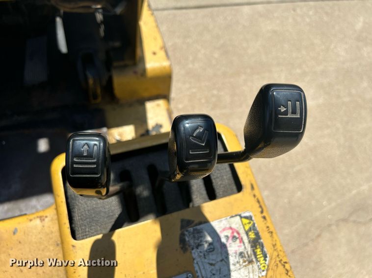 image for item DR4605 1996 Daewoo G20S-2  forklift