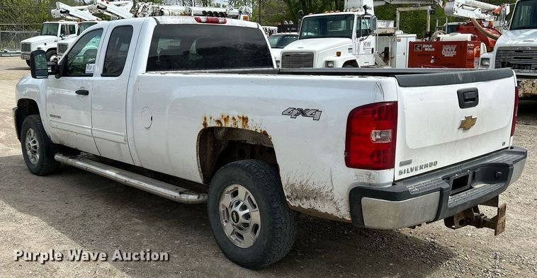 image for item DR4607 2013 Chevrolet Silverado 2500HD LT  Ext. Cab pickup truck