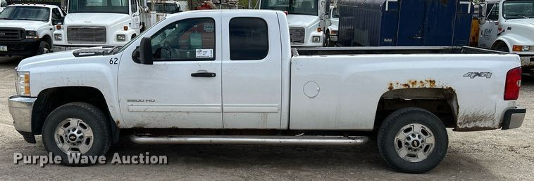 image for item DR4607 2013 Chevrolet Silverado 2500HD LT  Ext. Cab pickup truck