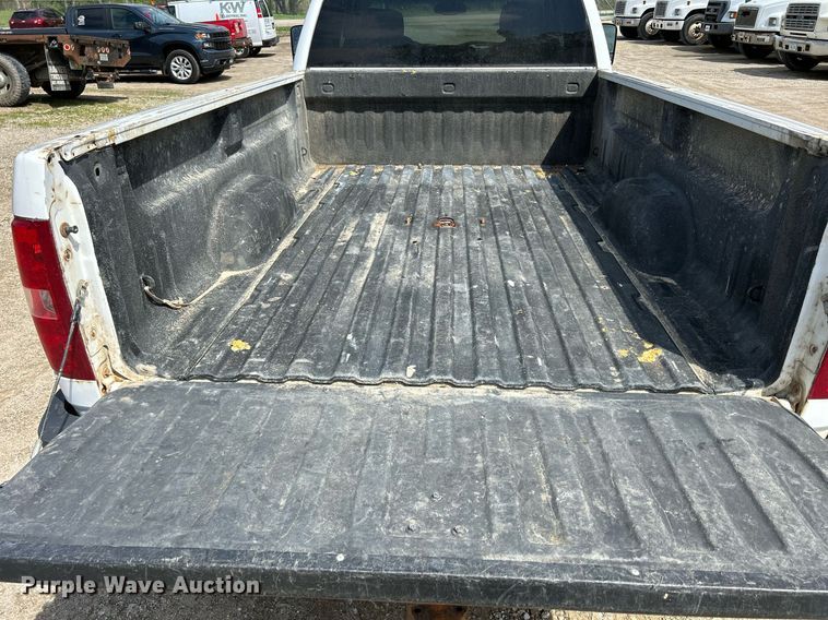 image for item DR4607 2013 Chevrolet Silverado 2500HD LT  Ext. Cab pickup truck