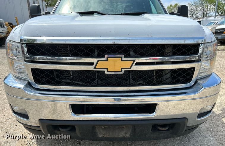 image for item DR4607 2013 Chevrolet Silverado 2500HD LT  Ext. Cab pickup truck