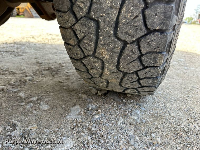 image for item DR4607 2013 Chevrolet Silverado 2500HD LT  Ext. Cab pickup truck