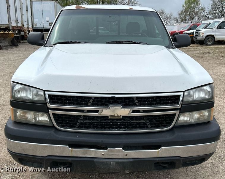 image for item DR4608 2006 Chevrolet Silverado 1500  pickup truck