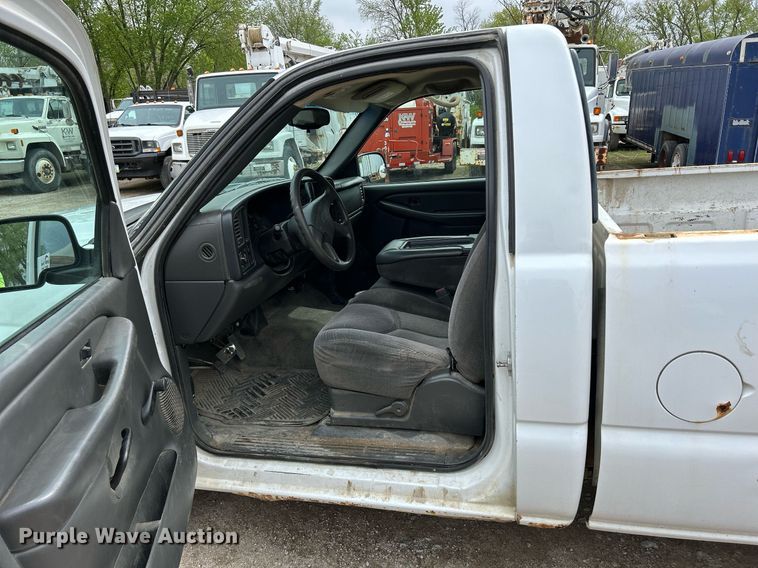 image for item DR4608 2006 Chevrolet Silverado 1500  pickup truck