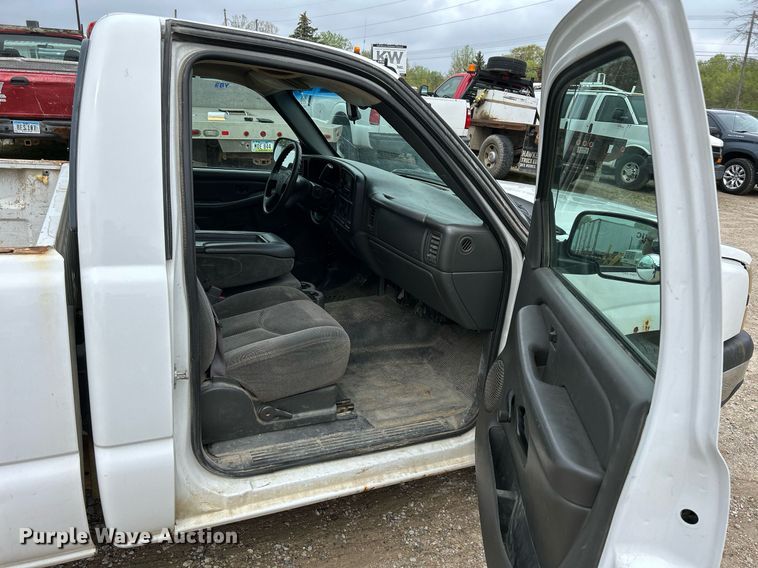 image for item DR4608 2006 Chevrolet Silverado 1500  pickup truck