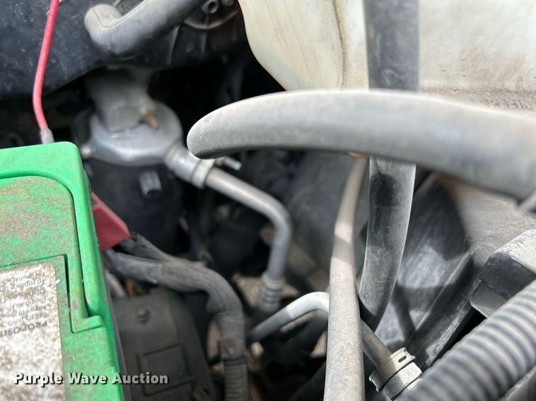 image for item DR4611 2004 GMC Savana G2500  van