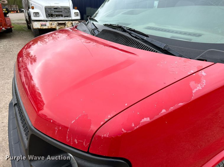 image for item DR4613 2005 Chevrolet Express 3500  van