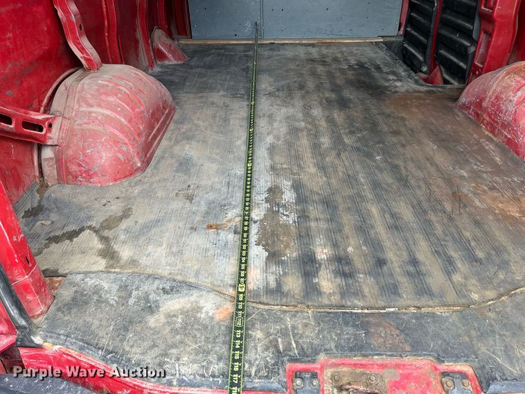 image for item DR4613 2005 Chevrolet Express 3500  van