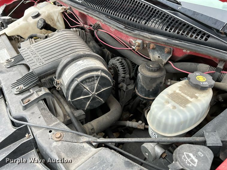 image for item DR4613 2005 Chevrolet Express 3500  van