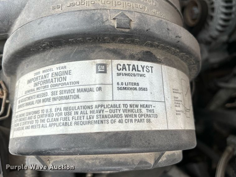 image for item DR4613 2005 Chevrolet Express 3500  van