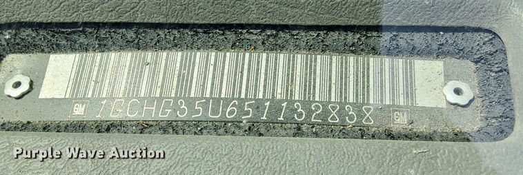 image for item DR4613 2005 Chevrolet Express 3500  van