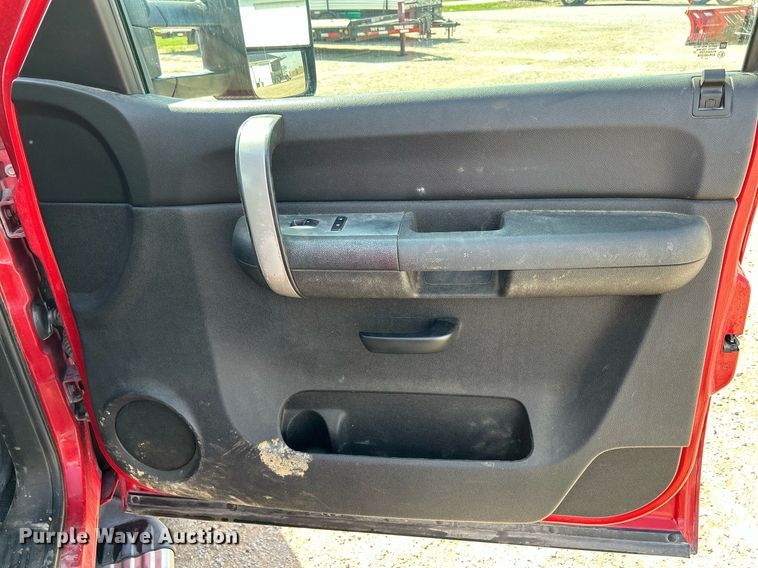 image for item DR4618 2007 Chevrolet Silverado 3500HD LT  pickup truck