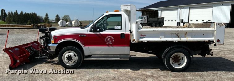 image for item DR4619 2003 Ford F550 Super Duty XLT  dump truck