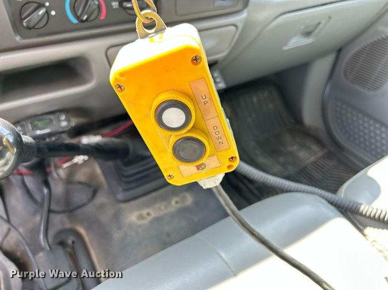 image for item DR4619 2003 Ford F550 Super Duty XLT  dump truck