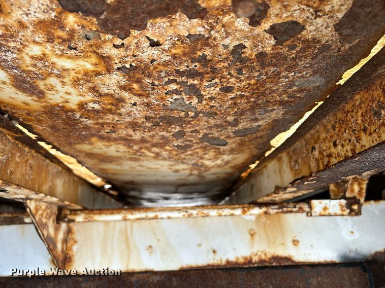 image for item DR4619 2003 Ford F550 Super Duty XLT  dump truck