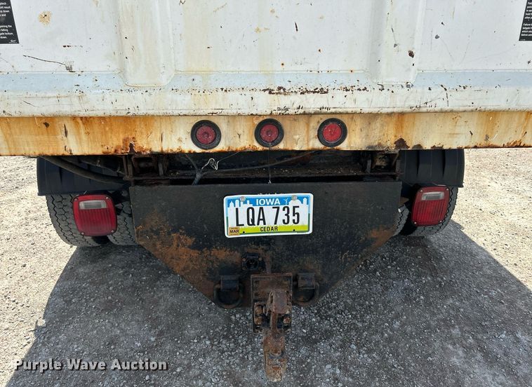 image for item DR4619 2003 Ford F550 Super Duty XLT  dump truck