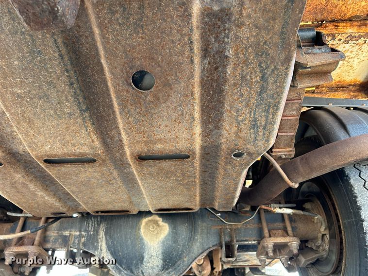 image for item DR4619 2003 Ford F550 Super Duty XLT  dump truck