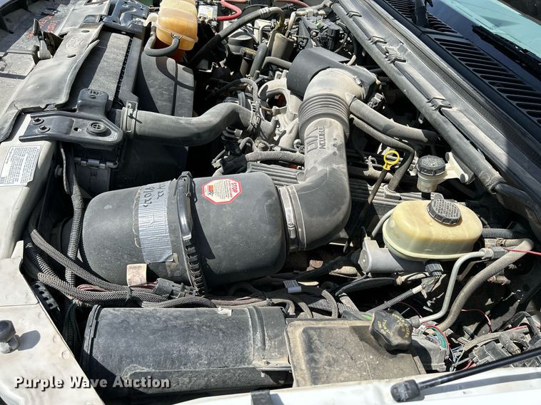 image for item DR4619 2003 Ford F550 Super Duty XLT  dump truck