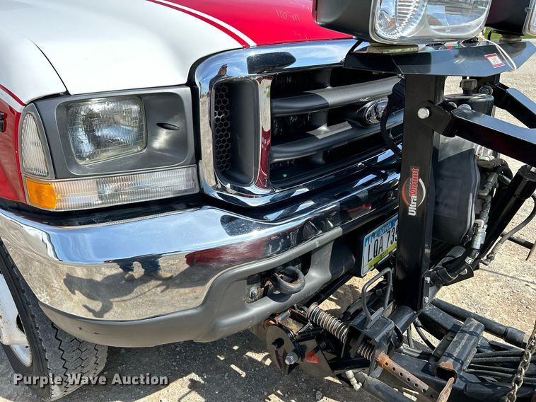 image for item DR4619 2003 Ford F550 Super Duty XLT  dump truck