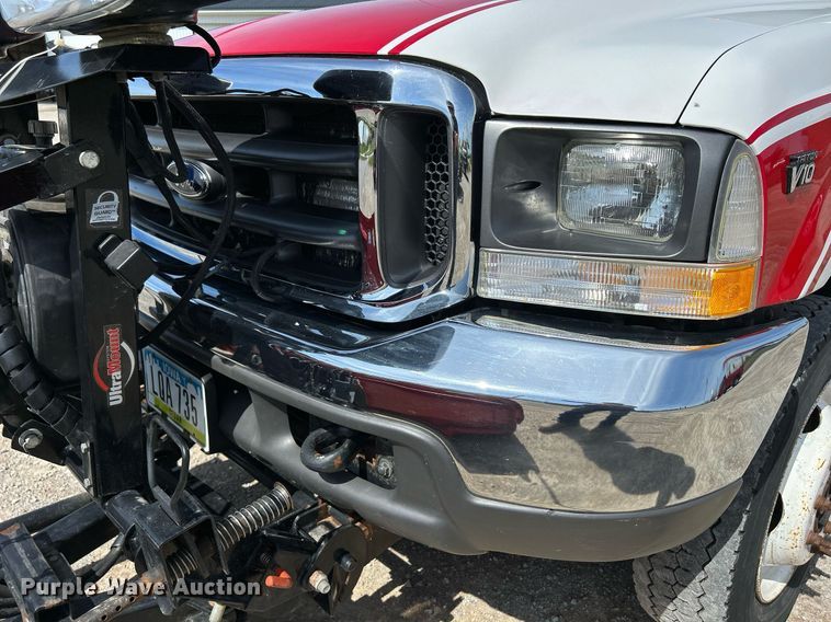 image for item DR4619 2003 Ford F550 Super Duty XLT  dump truck