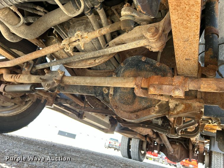 image for item DR4619 2003 Ford F550 Super Duty XLT  dump truck