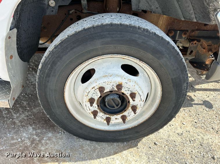 image for item DR4619 2003 Ford F550 Super Duty XLT  dump truck