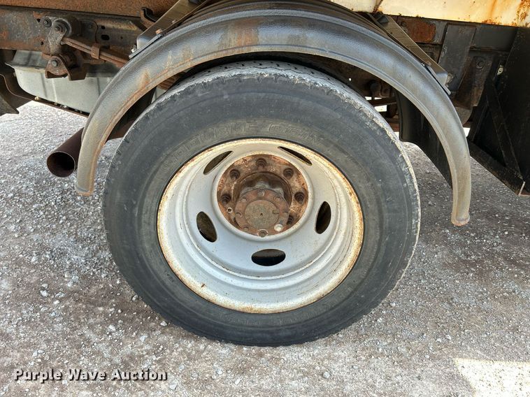 image for item DR4619 2003 Ford F550 Super Duty XLT  dump truck