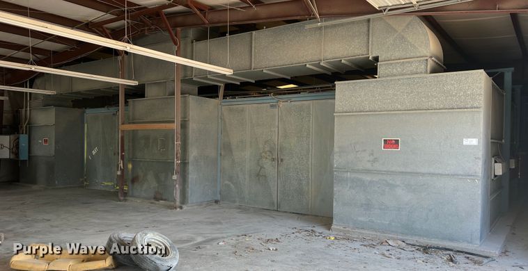 image for item DR5643 SBS  paint booth