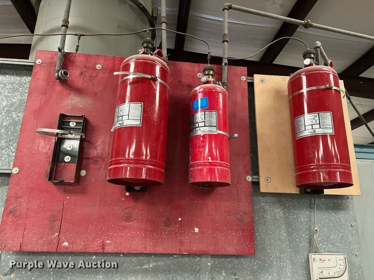 image for item DR5643 SBS  paint booth