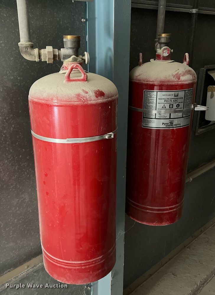 image for item DR5643 SBS  paint booth