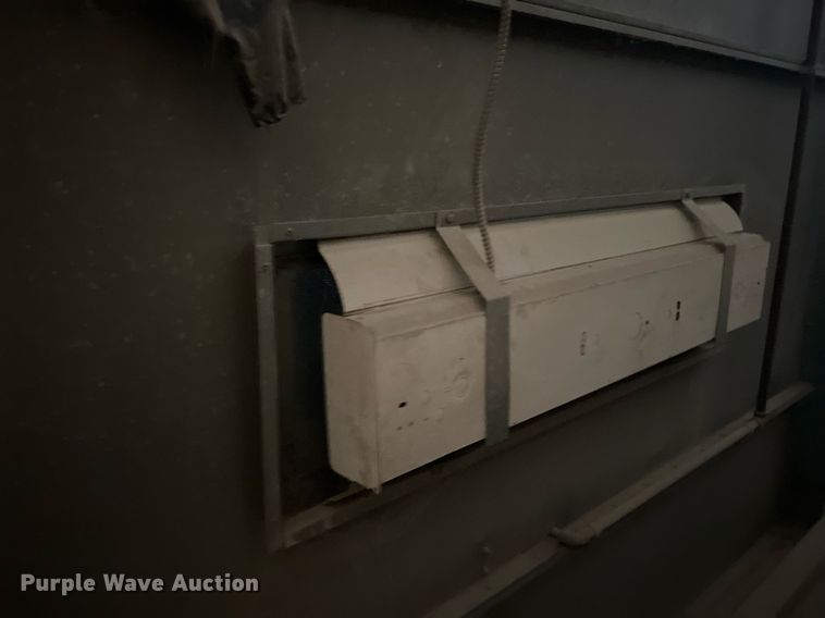 image for item DR5643 SBS  paint booth