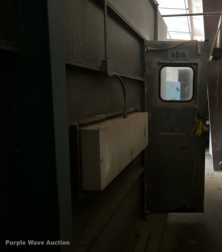 image for item DR5643 SBS  paint booth